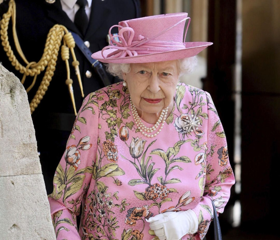 ELISAVET OIKOLOGIKO TAKSIDI