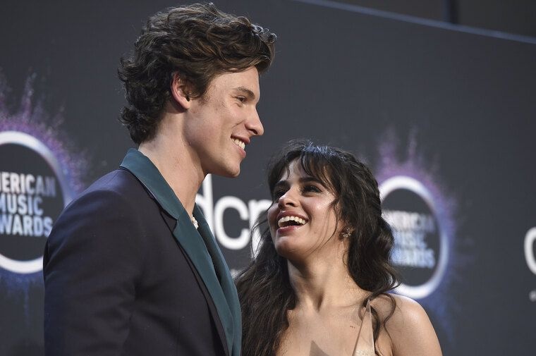 shawn mendes cabello xwrismos