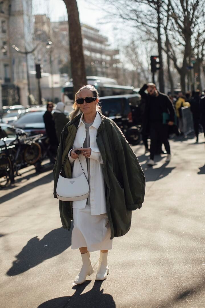 white shirt sping outfits 7