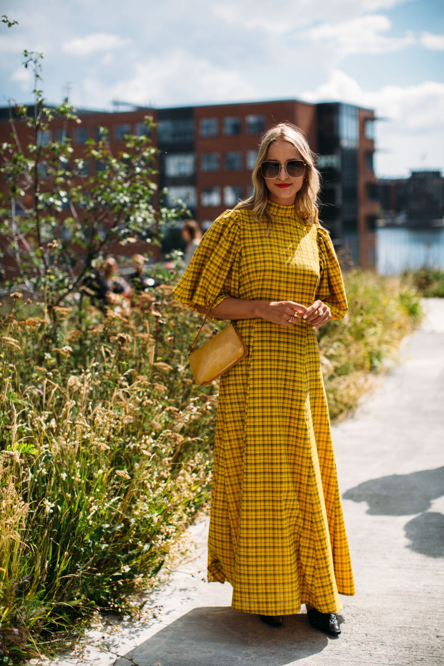 office-dresses-1-(3).jpg