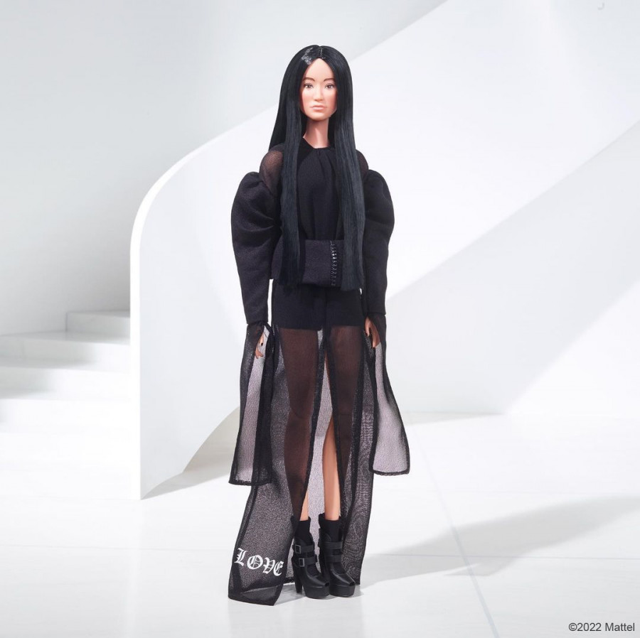 vera-wang-barbie-3.jpg