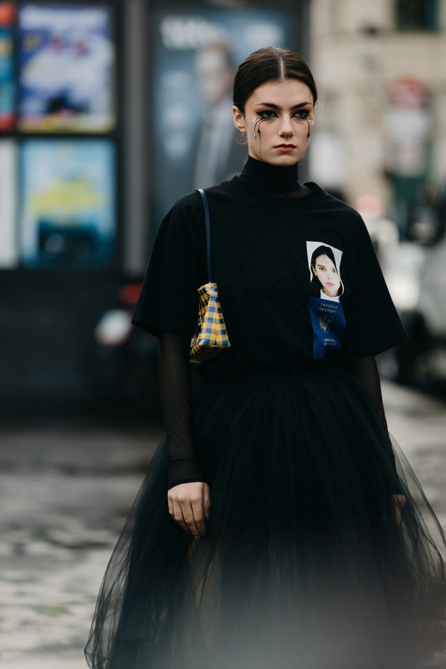 Paris str S23 0256 AAPG