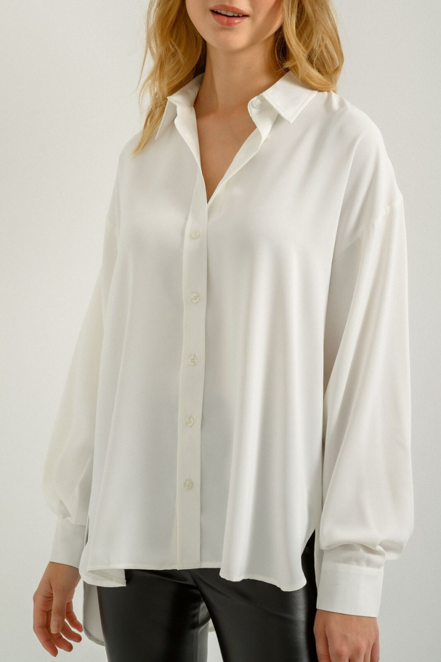 2004.222 OFF WHITE 1