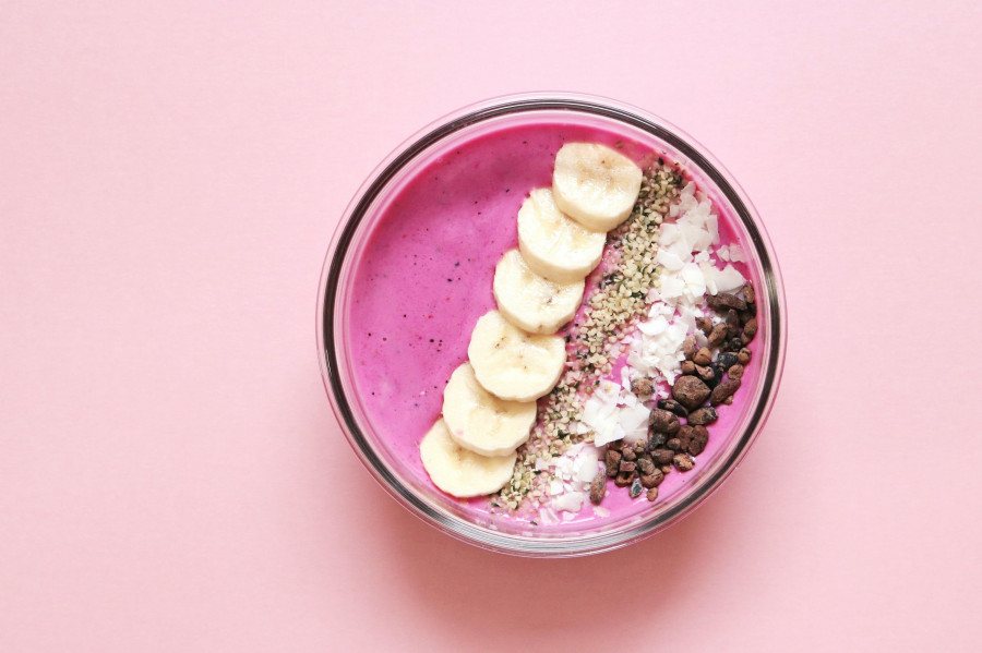 BREAKFAST SMOOTHIE BOWL