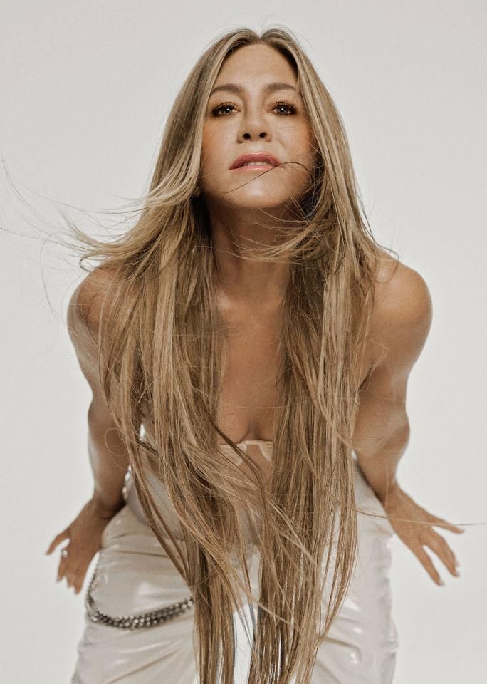 Allure_Cover_JenniferAniston_Crop5.jpg