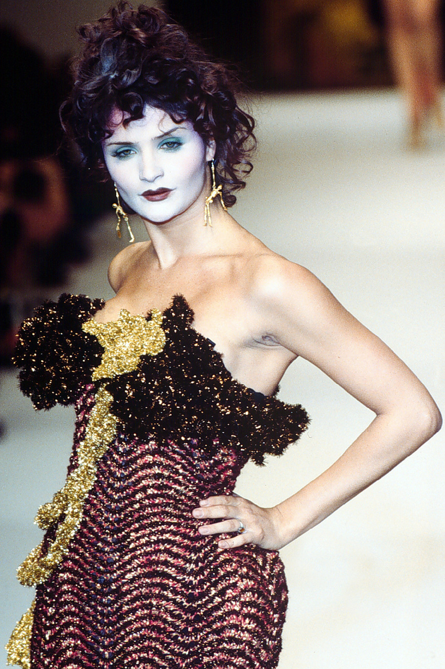 Vivienne Westwood - Runway - Ready To Wear Fall/Winter 1995-1996