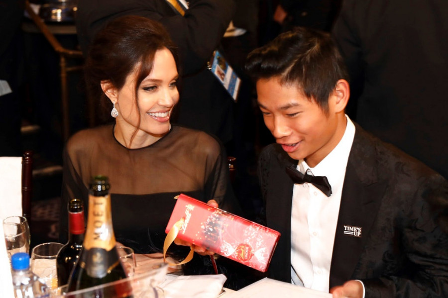 Lindt Chocolate sponsors the Golden Globes and Official After Party