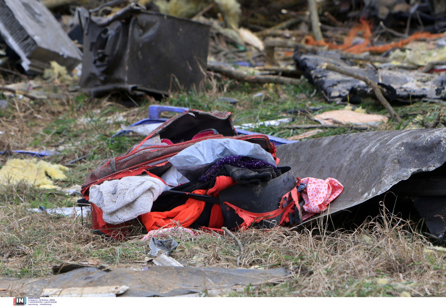 ÓÕÍÅÑÃÅÉÁ ÄÉÁÓÙÓÇÓ ÊÁÉ ÅÉÊÏÍÅÓ ÁÐÏ ÔÏÍ ×ÙÑÏ ÔÇÓ ÐÏËÕÍÅÊÑÇÓ ÔÑÁÃÙÄÉÁÓ ÁÐÏ ÓÕÃÊÑÏÕÓÇ ÅÐÉÂÁÔÉÊÇÓ ÌÅ ÅÌÐÏÑÉÊÇ ÁÌÁÎÏÓÔÏÉ×ÉÁ ÓÔÁ ÔÅÌÐÇ