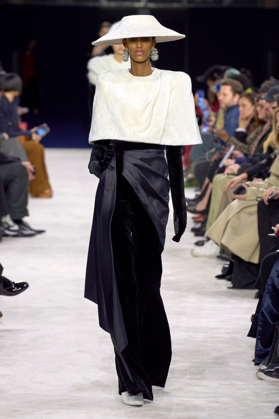 Balmain-F23-009.jpg