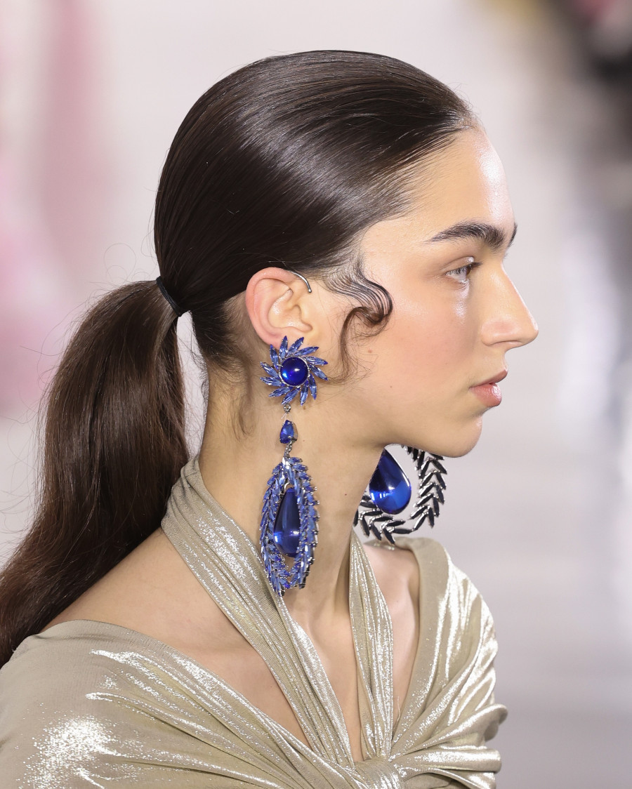 Giambattista Valli : Runway - Paris Fashion Week - Womenswear Fall Winter 2023-2024