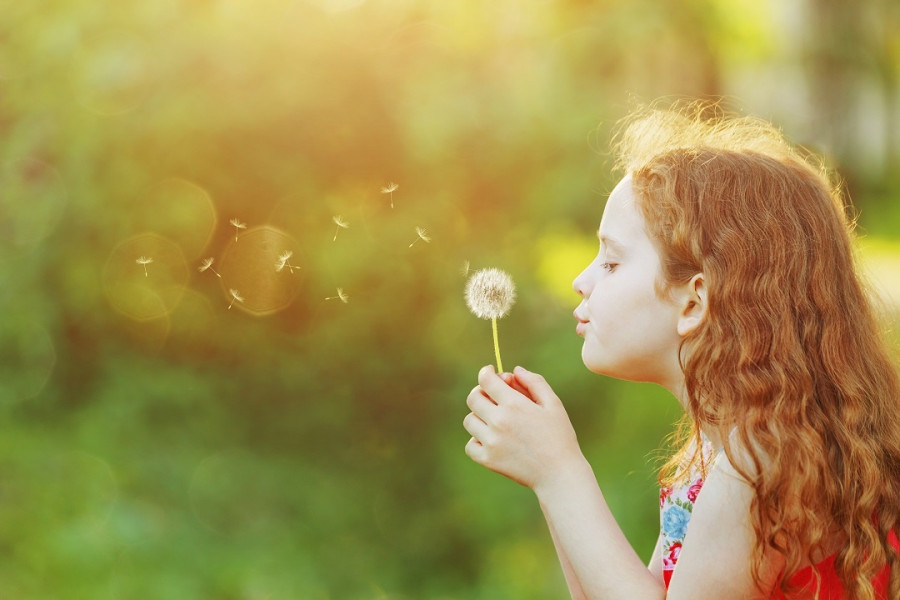 Beautiful,Little,Girl,Enjoying,Blowing,Dandelion,Dreaming,In,Spring,Park