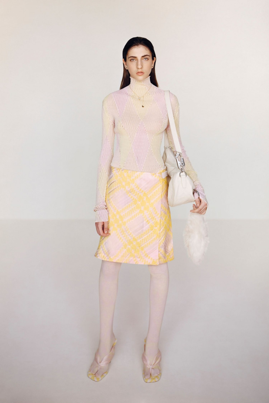Burberry-Resort-PO-S24-024.jpg