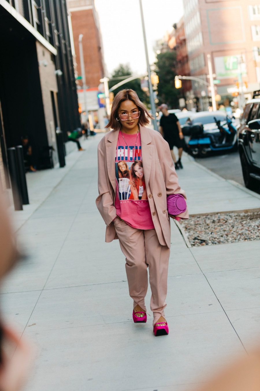 fuchsia_sandals-(2).jpg