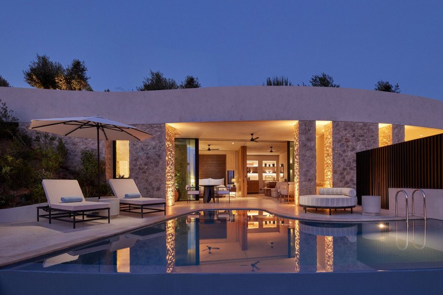 Mandarin-Oriental-Costa-Navarino-Villa-Dusk.jpg