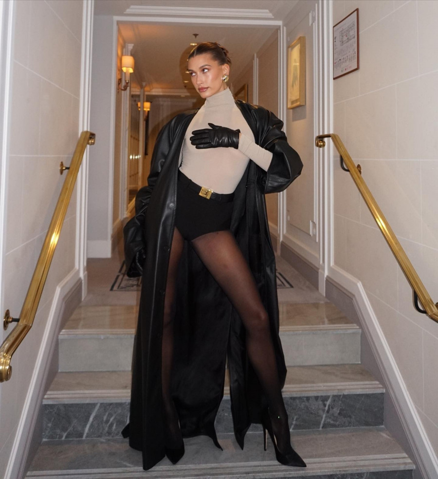 Photo-by-Dani-Michelle-on-September-26-2023.-May-be-an-image-of-1-person-makeup-leather-fishnet-stockings-and-robe..jpg