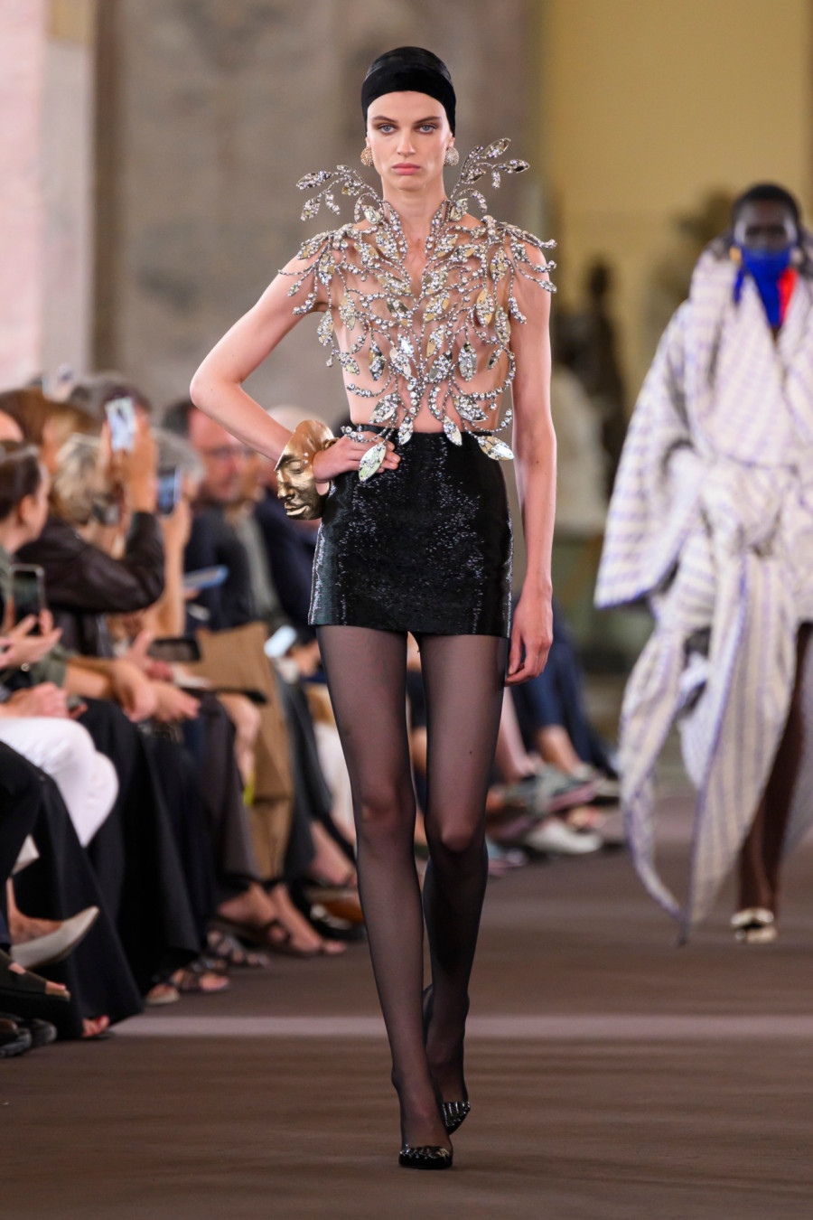 Schiaparelli-HC-PO-F23-020.jpg