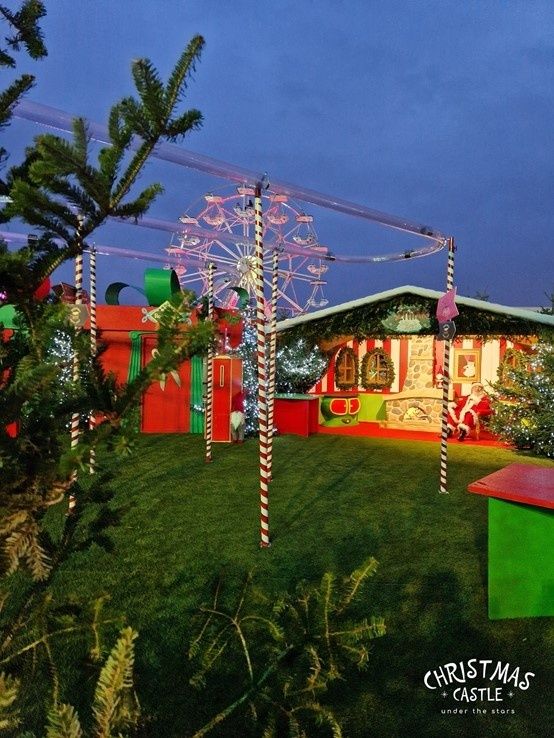 christmas-castle-7.jpg