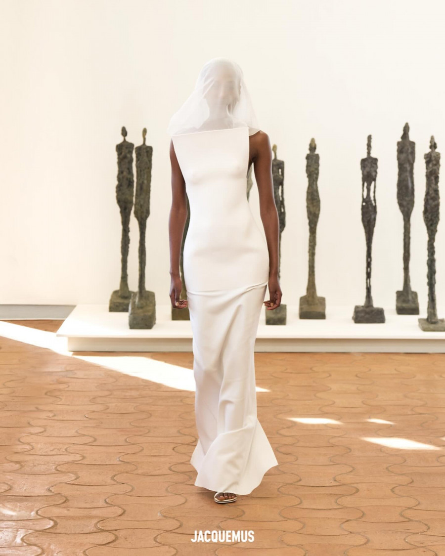 jacquemus-(2).jpg