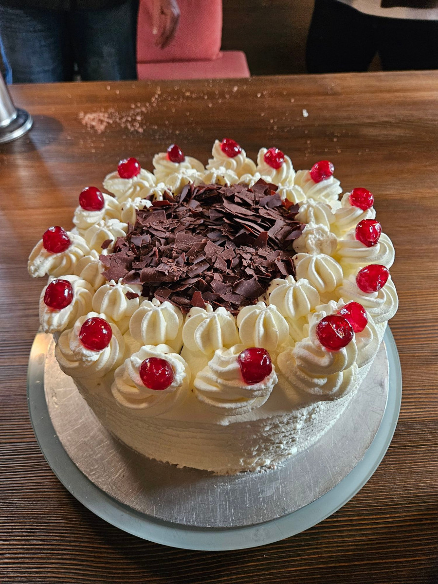 black_forest_cake2.jpg