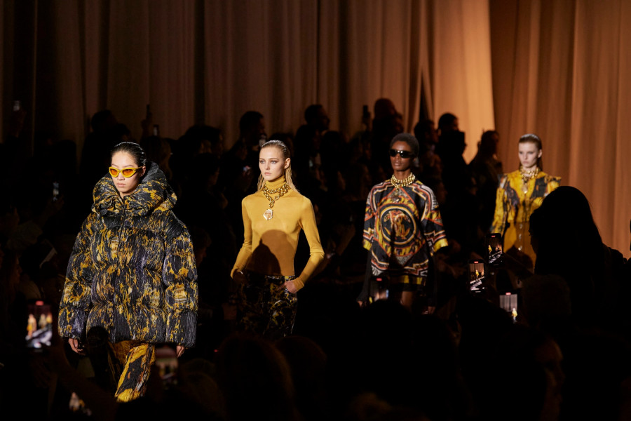 Roberto-Cavalli-F24-059.jpg