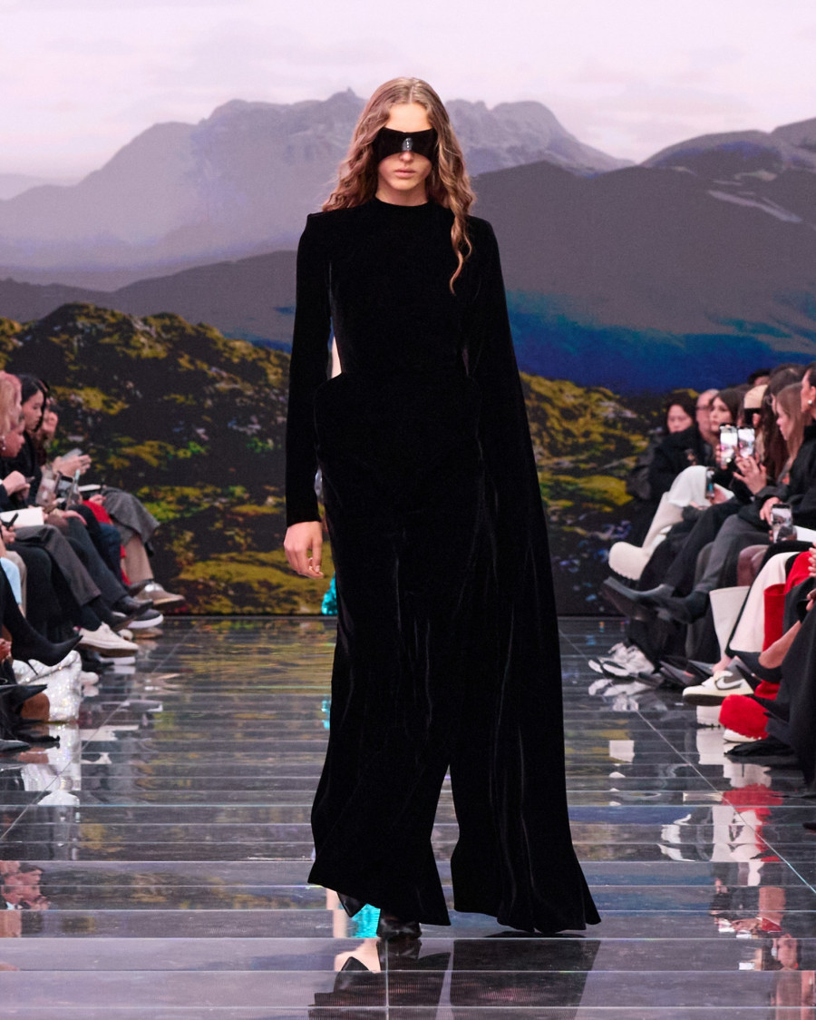 Balenciaga-PO-F24-002.jpg