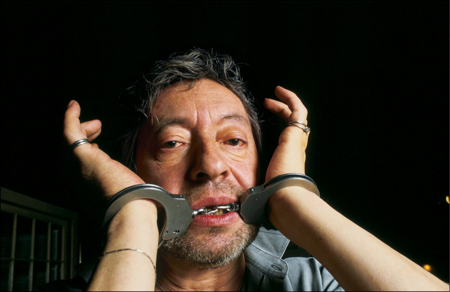 Serge Gainsbourg, portraits with handcuffs in Paris, France in October,1987.
