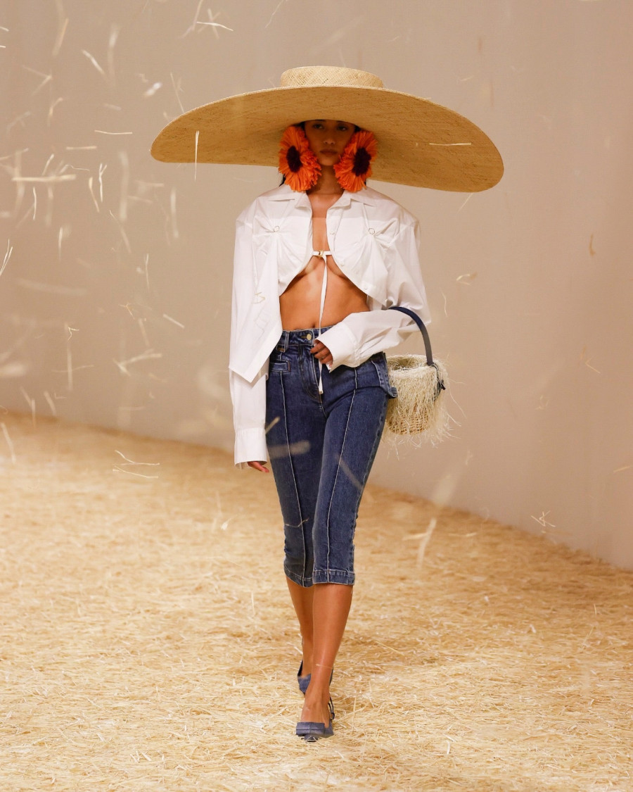 1714566881507-724098892-Jacquemus-PO-S23-028.jpg
