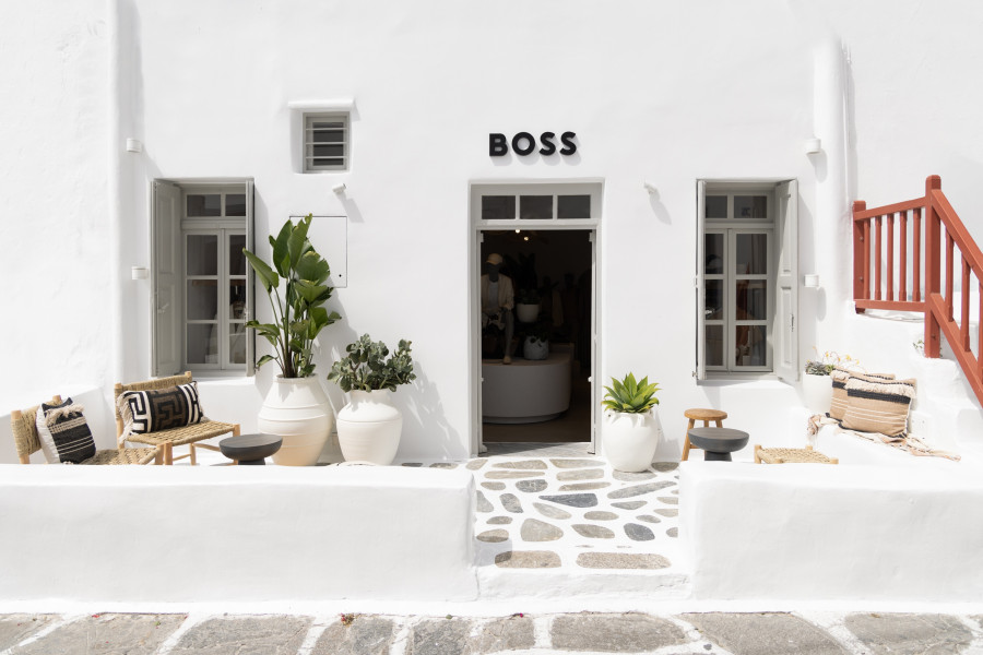 BOSS-Mykonos-Pop-Up-Store_01.jpg