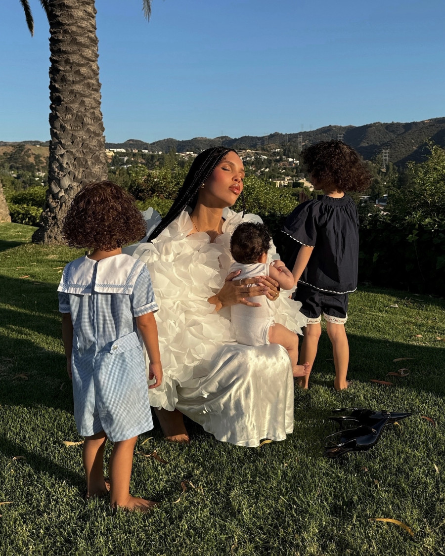 Photo-by-nara-on-July-05-2024.-May-be-an-image-of-4-people-baby-picnic-and-text..jpg