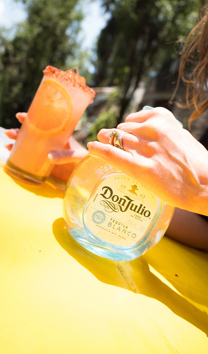 DonJulio_MediaImages_Vertical690_03.jpg