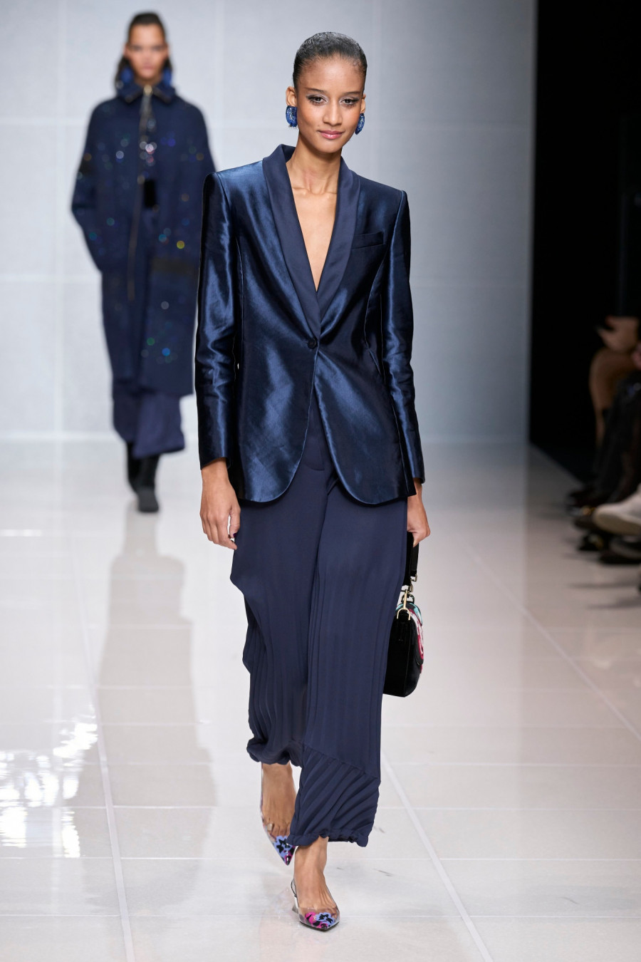 Giorgio-Armani-F24-015.jpg
