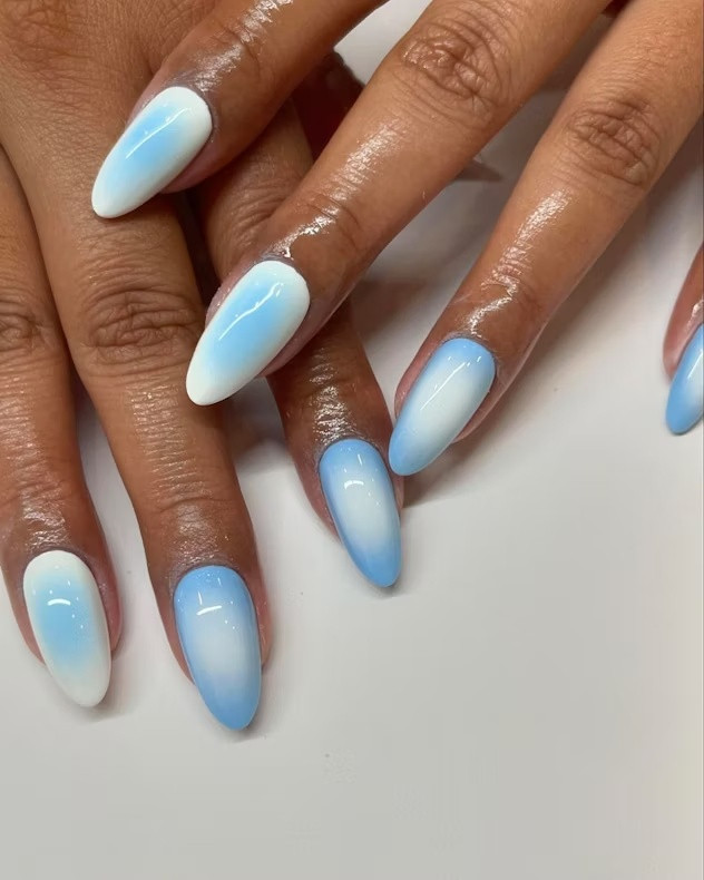 @_natznailz-blu-mani.jpg