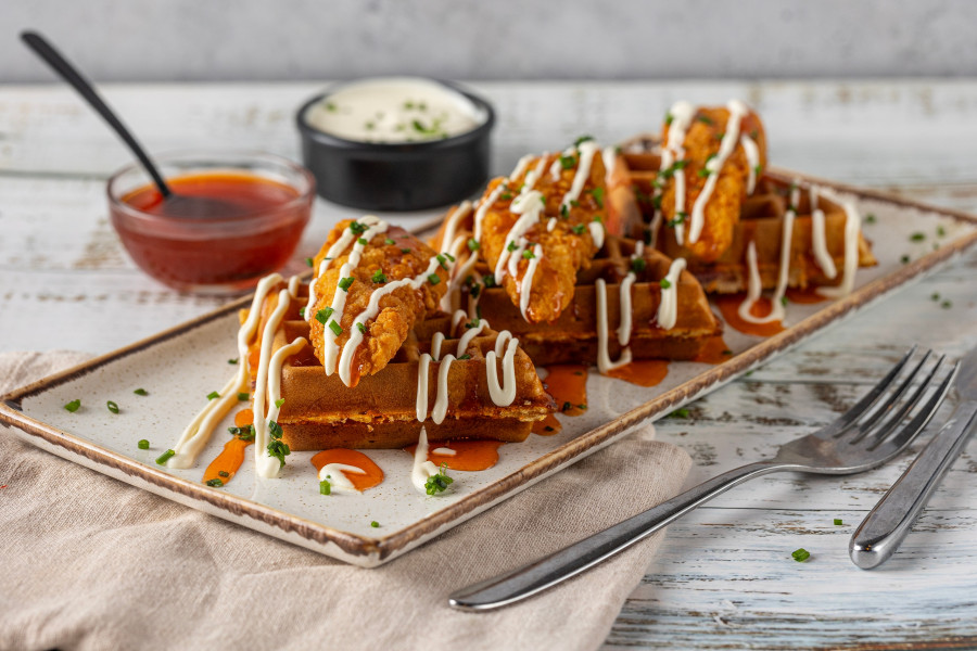 Sriracha-Honey-Chicken-and-Waffle.jpg