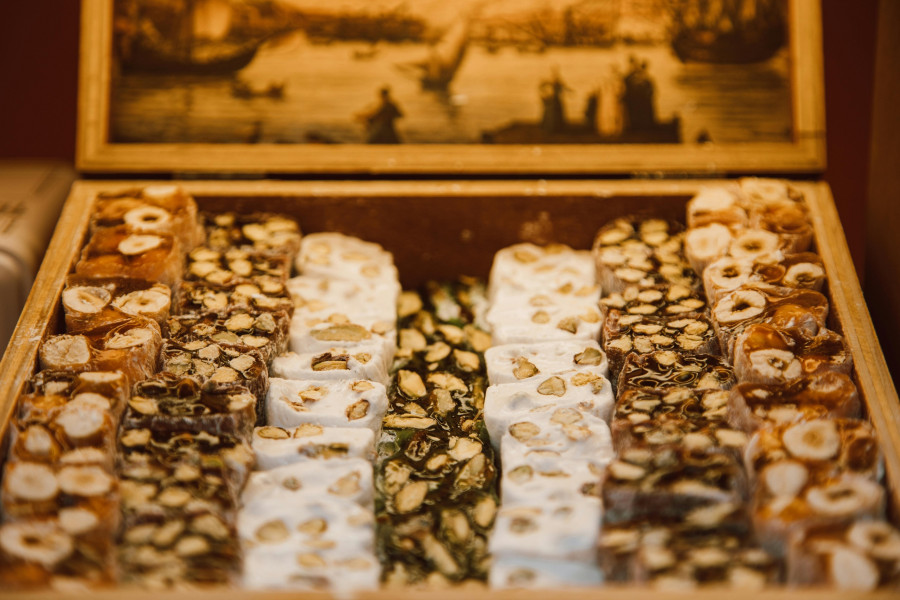 nougat-de-Montelimar.jpg