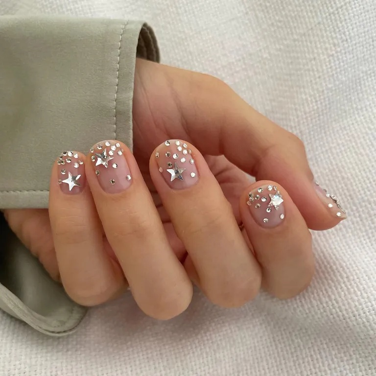 GLAM-NAILSDD.jpg