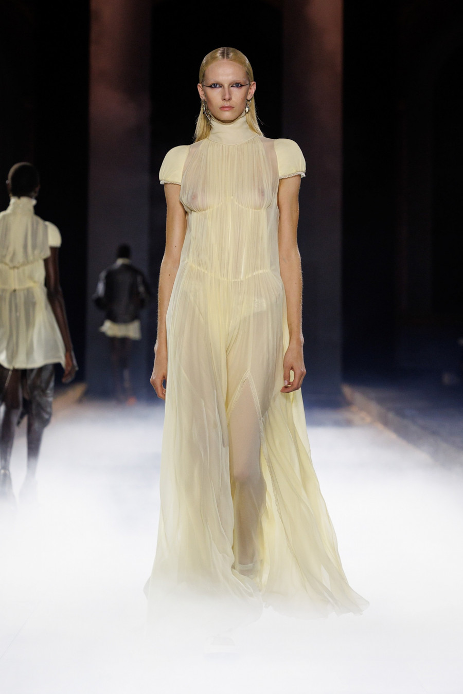 McQueen-PO-S25-031.jpg
