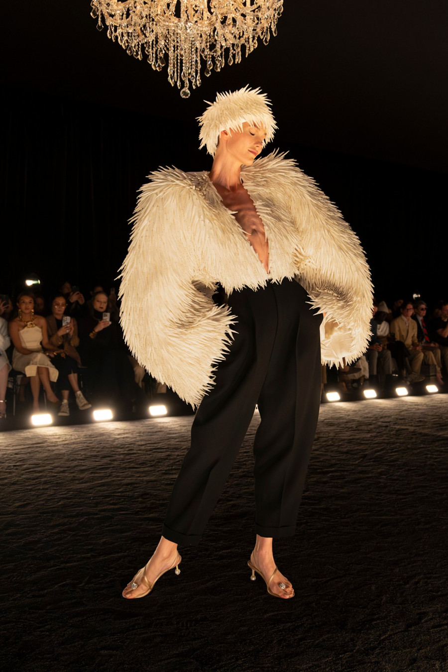 Schiaparelli-HC-PO-F24-016.jpg