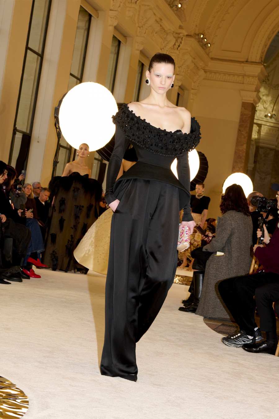 Schiaparelli-HC-PO-S25-015.jpg