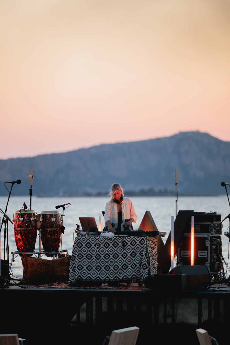 W-Costa-Navarino-music-events.jpg