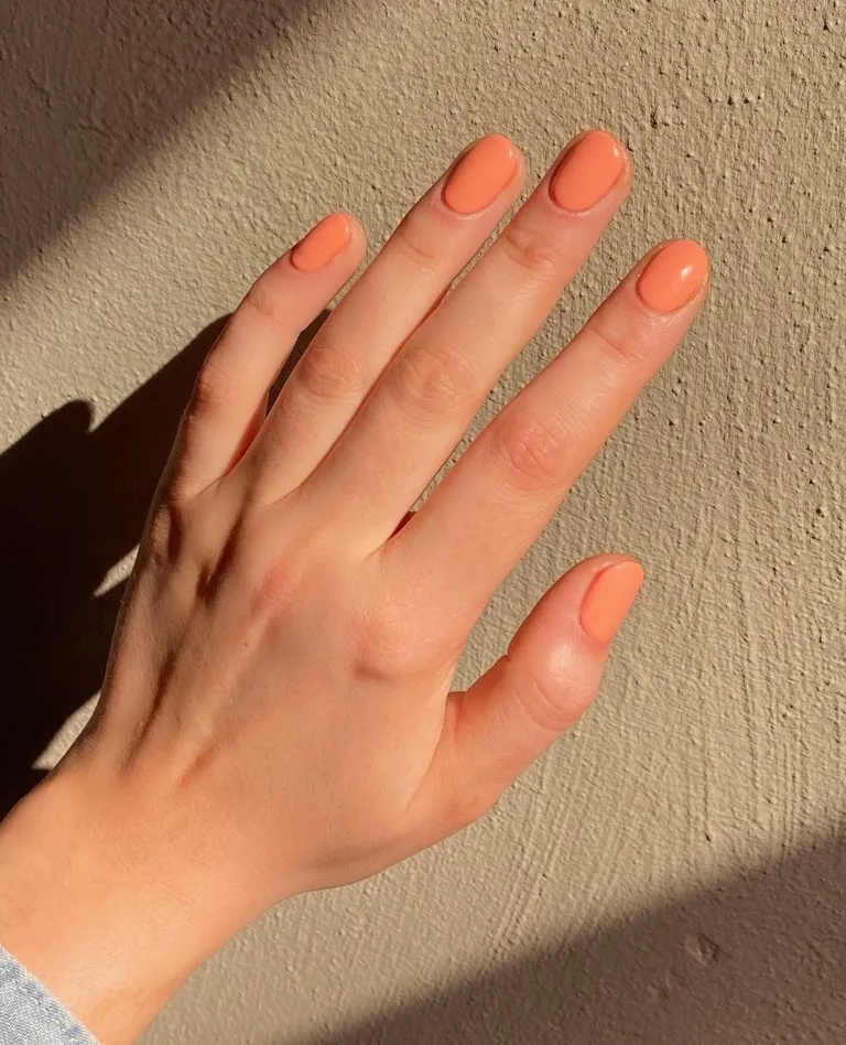 peach-nails-@buffcs.jpg