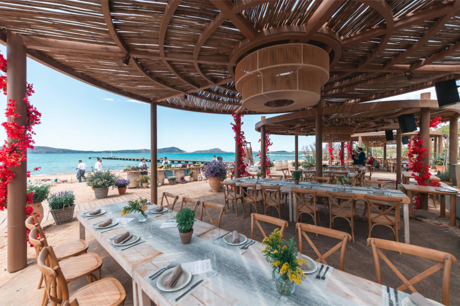 Mandarin-Oriental-Costa-Navarino_Easter-at-Ormos-Beach-Club-(1)-.jpg.jpg