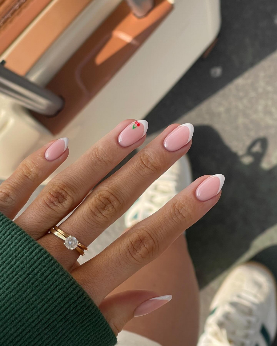 1745212405145-211708808-nailsbykristen_x_1718996484_3395511074956595915_14788908600.jpg