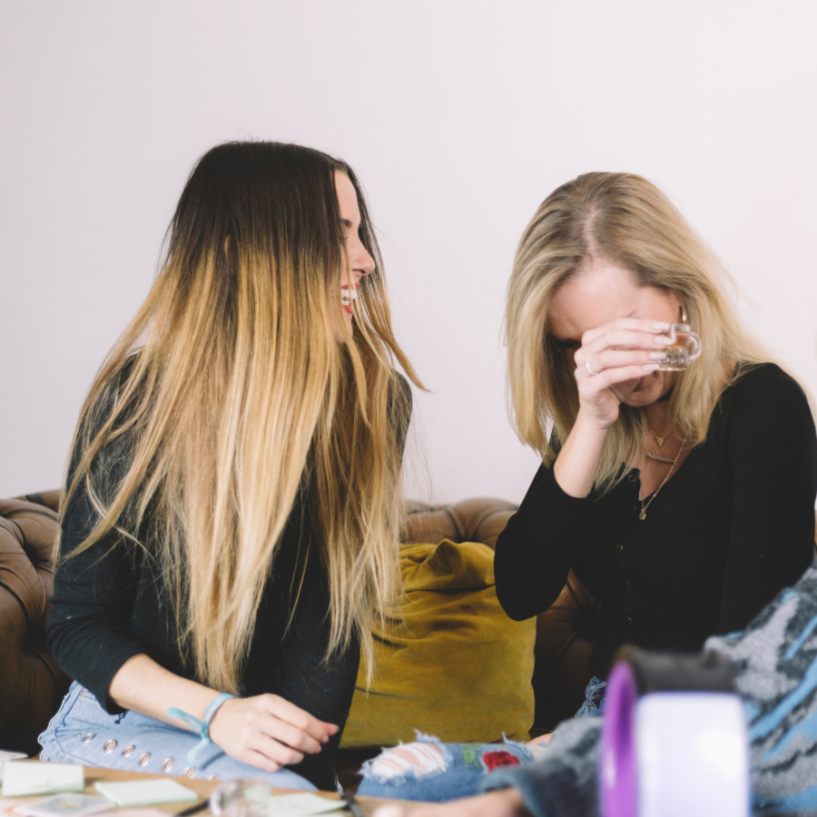 friends-drinking-alcohol.jpg