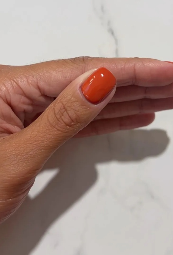 orange-nails3.jpg