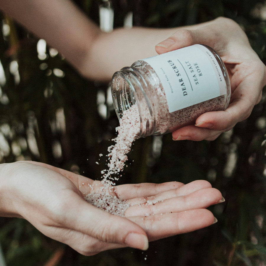 dear-scrub-yuTUK31ZtjM-unsplash.jpg