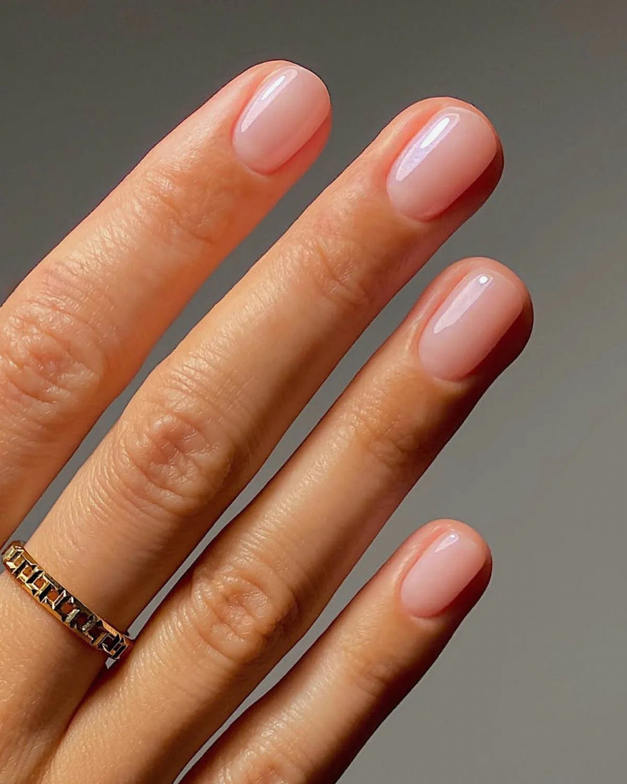 matejanova-sherr-nails.jpg
