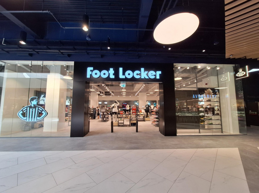 katasthma-foot-locker-sthn-polh-iasi-ths-roymanias-sto-mall-moldova-1.jpg