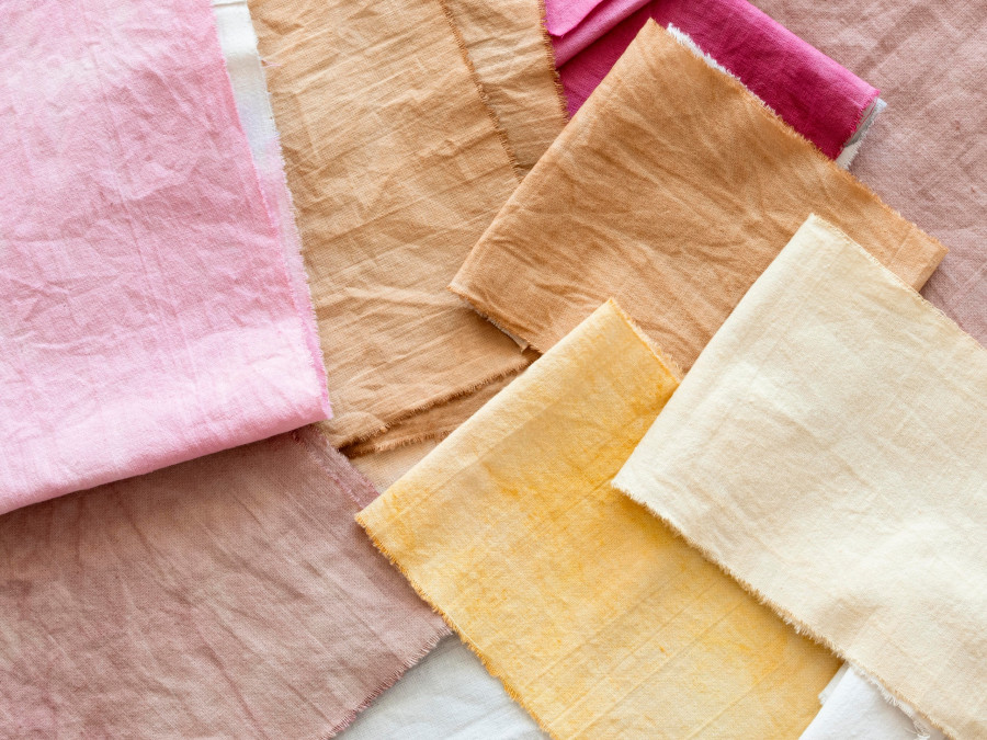 top-view-cloths-made-with-different-natural-pigments-composition.jpg