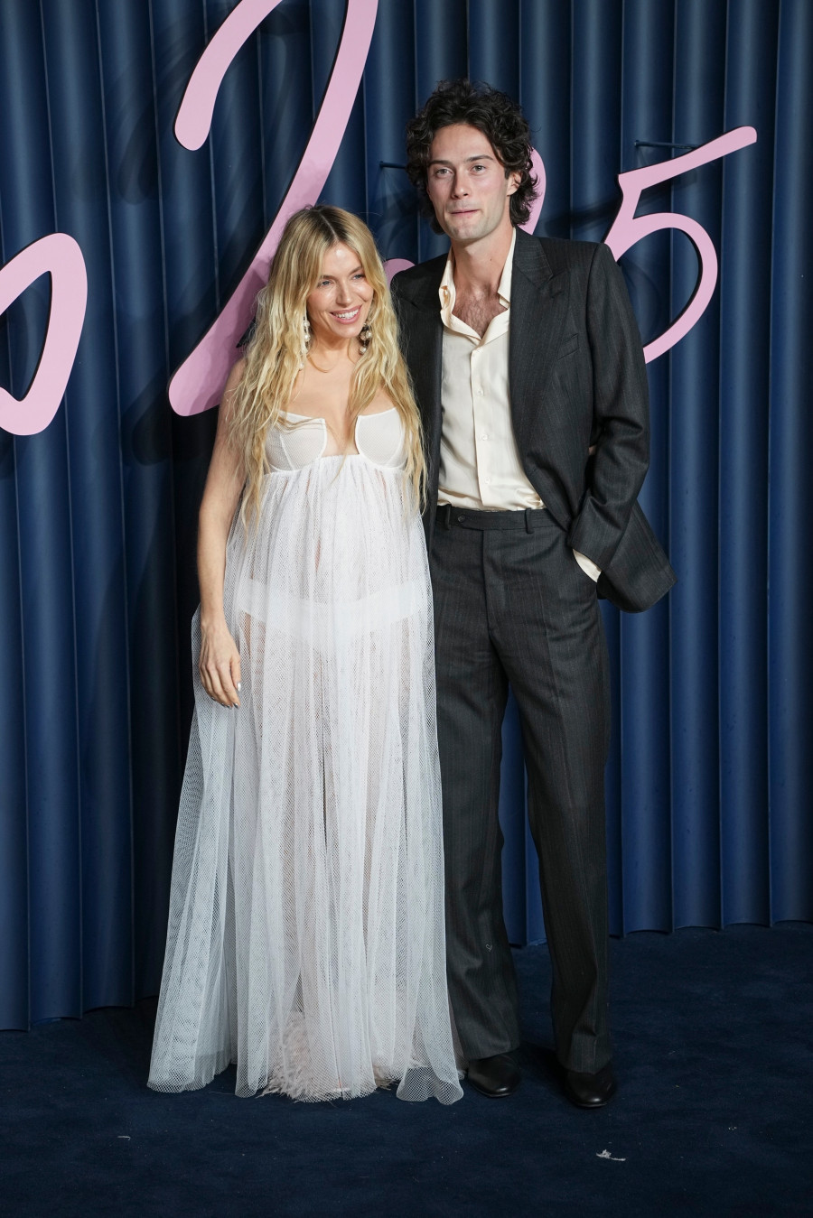 Sienna Miller,Oli Green
