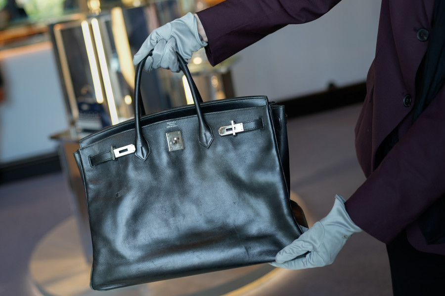 CORRECTION Emirates Jake Birkin Handbag